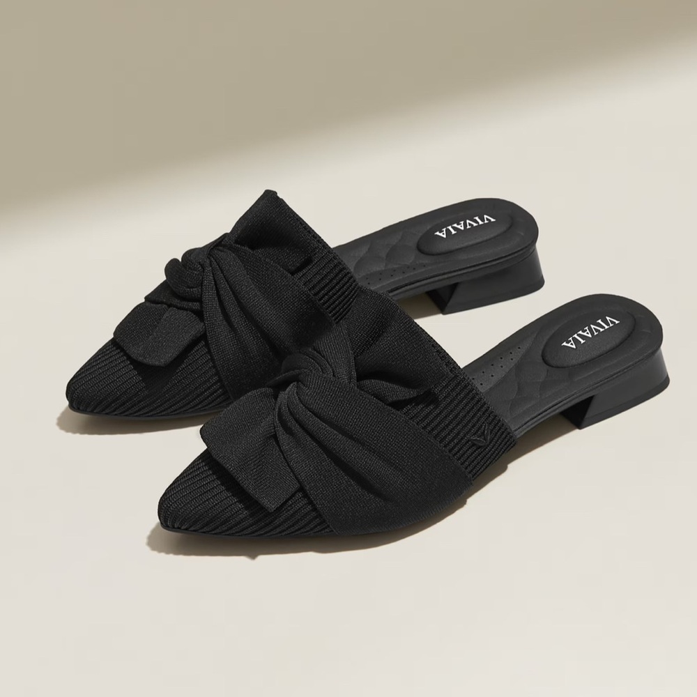 🎀 VIVAIA Pointed-Toe Knot Sandals (Yaffa) NWOT
